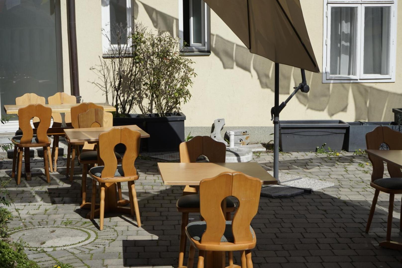 Norling Guest House Wien Exteriör bild